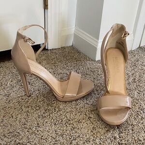 Michael Shannon Beige Heeled Pumps